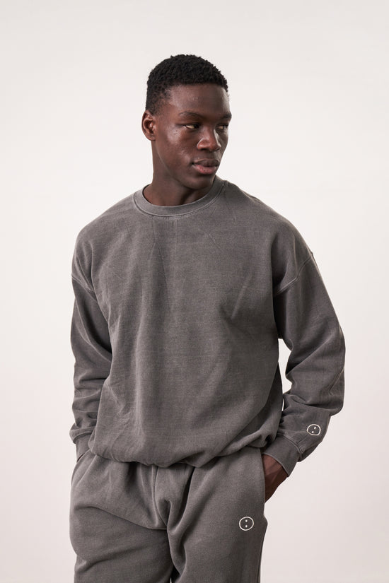 Essentials Vintage Washed Sweater - Charcoal