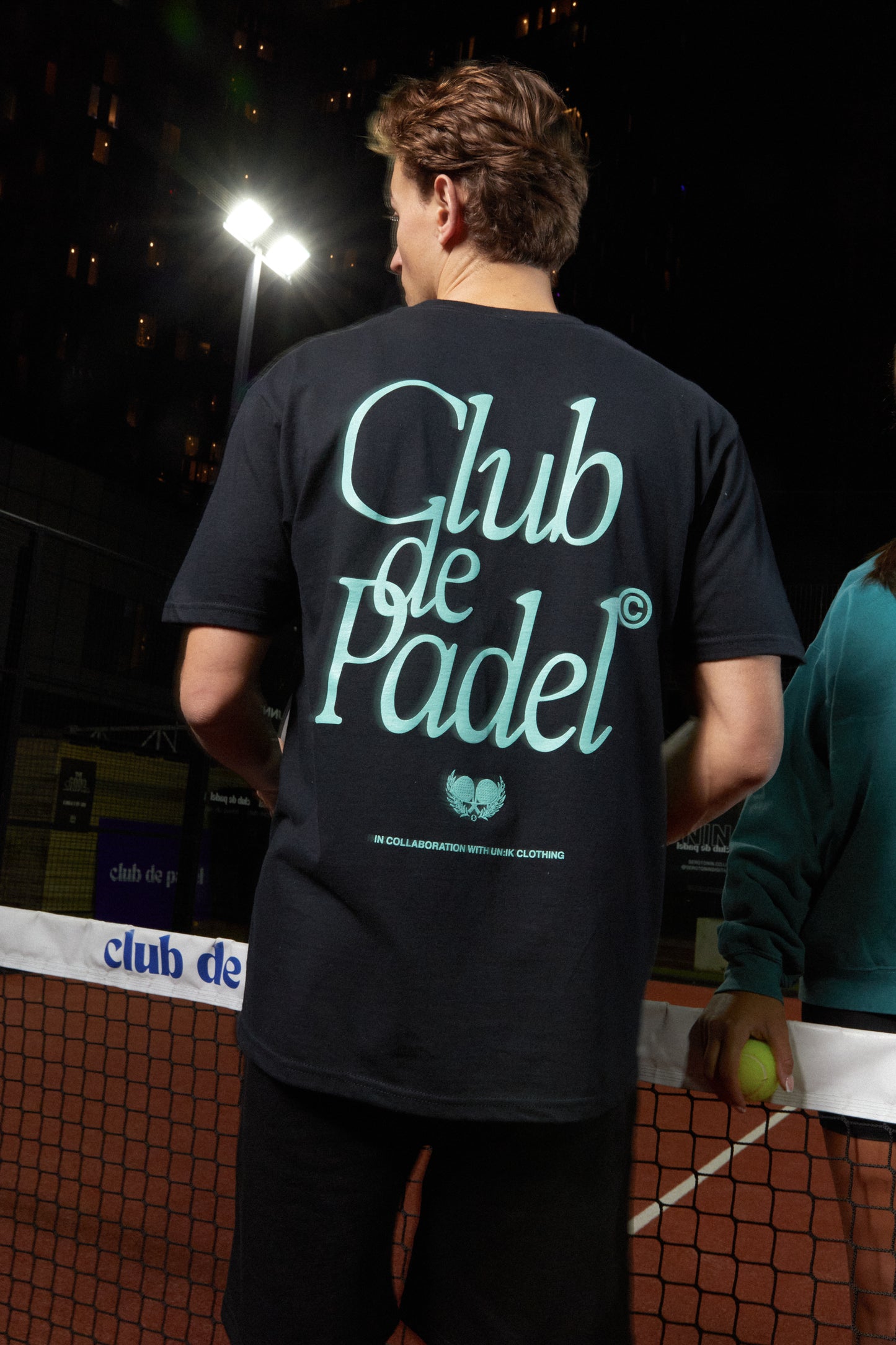 Club de Padel 'Retro' Tee - Black