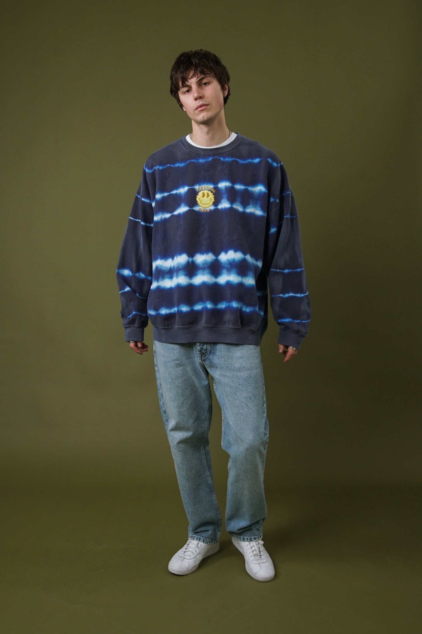 Seasonal Hero 'Trippy Smiler' Tie Dye Washed Sweater - Navy & White