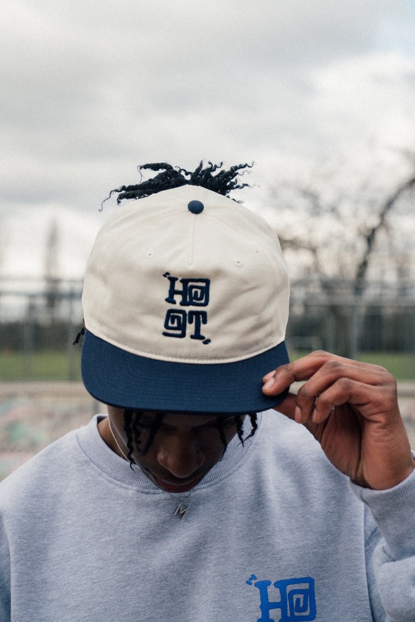 HAVE A GD TRIP 'Logo' Embroidered Cap - Natural/Navy