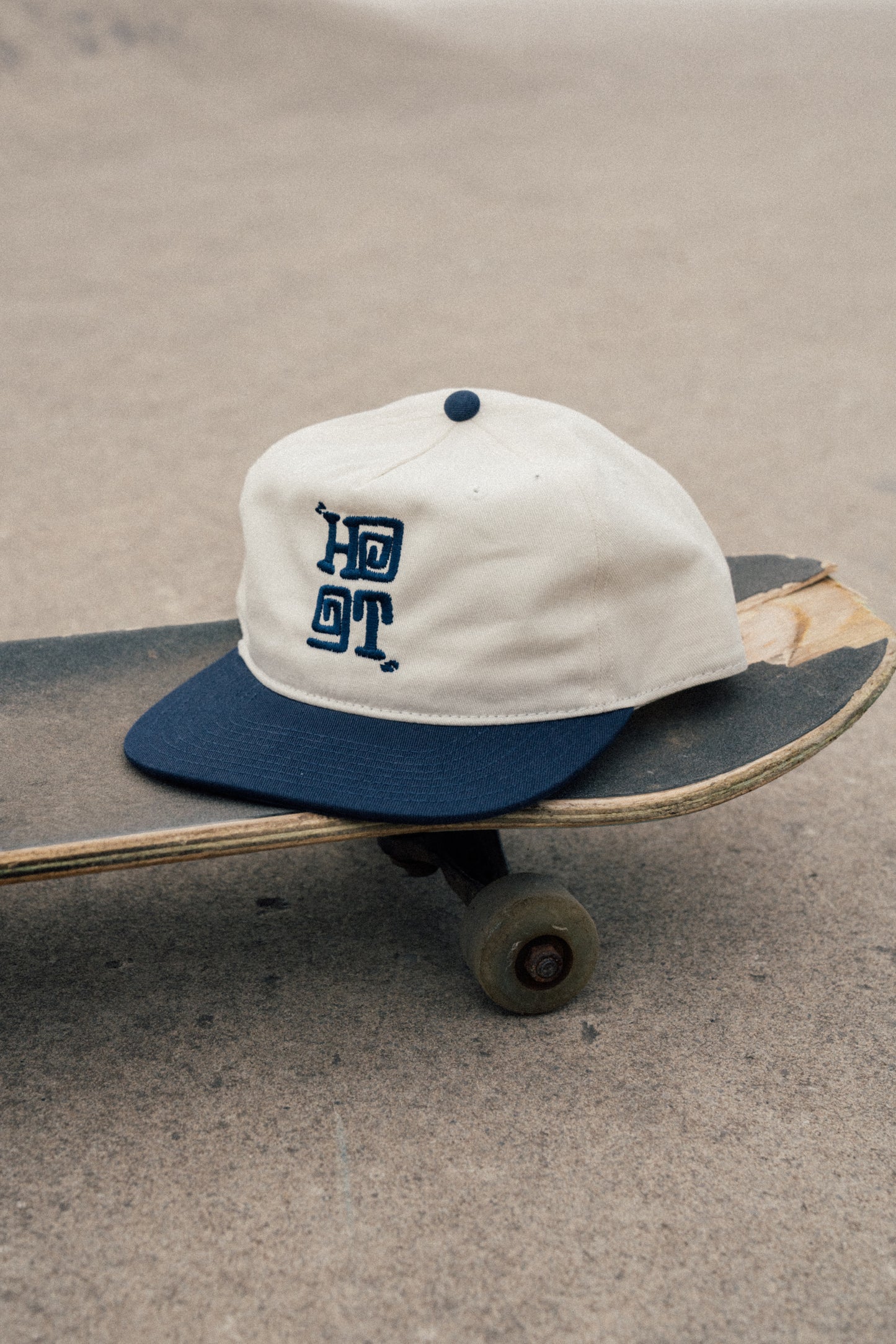 HAVE A GD TRIP 'Logo' Embroidered Cap - Natural/Navy