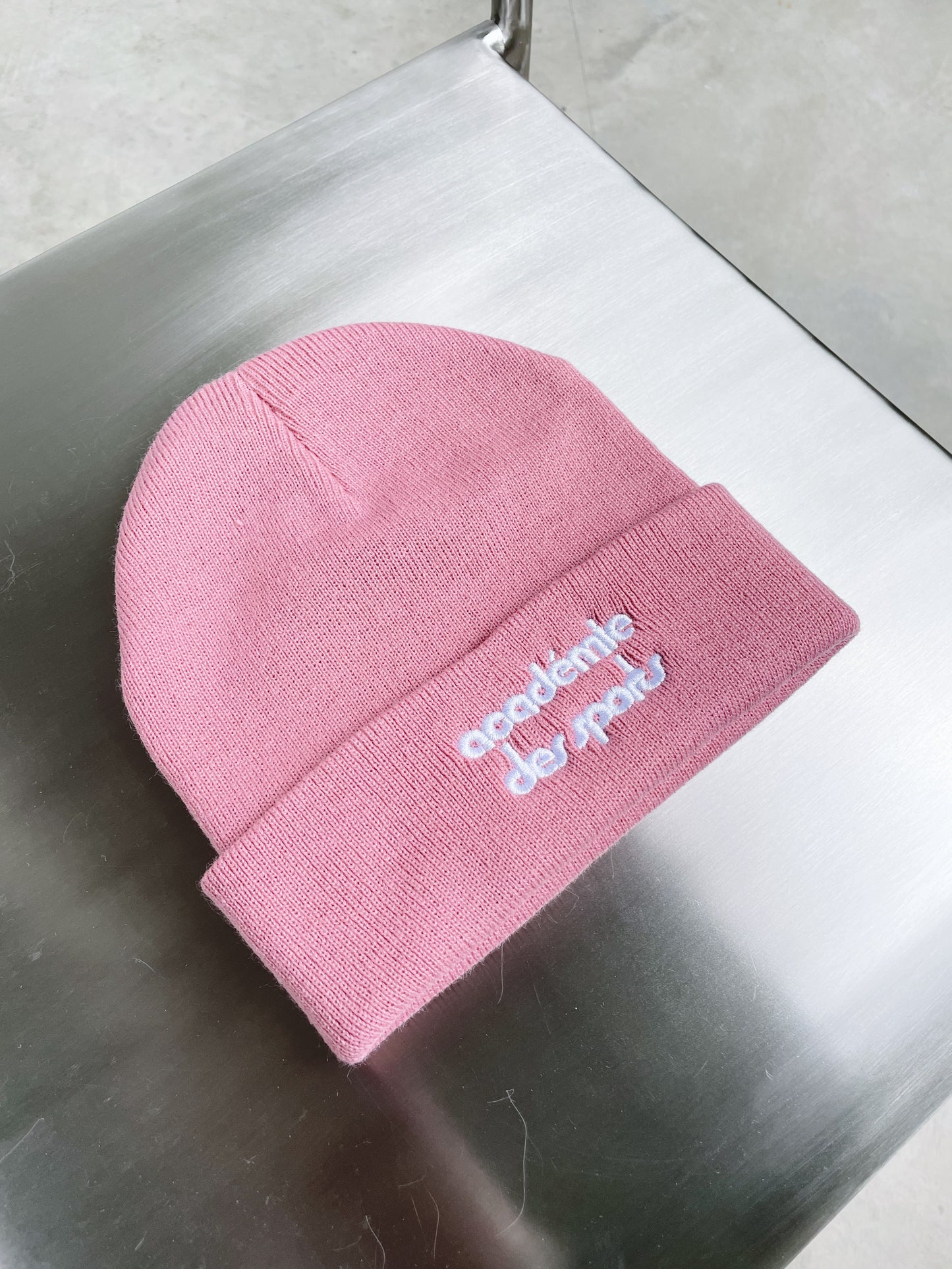 Vice 84 'Académie des Sports' Beanie - Pink