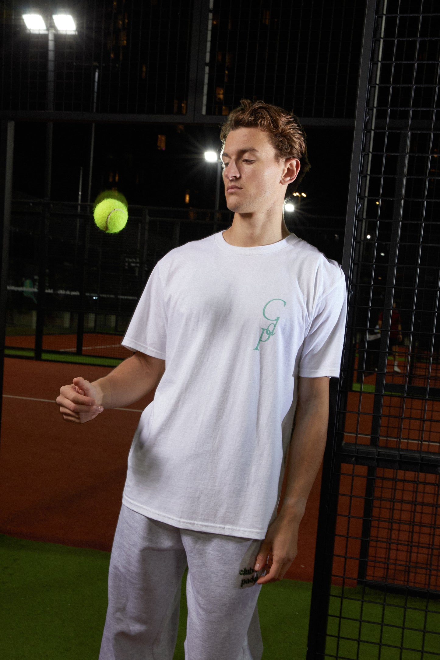 Club de Padel 'Retro' Tee - White